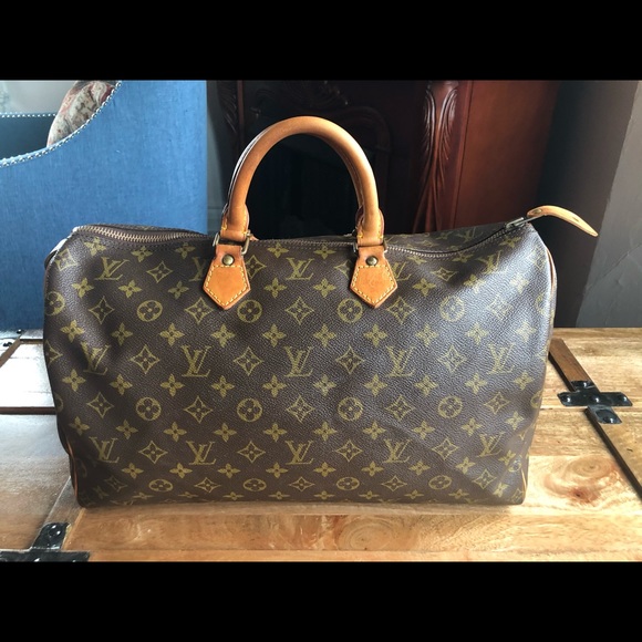 Louis Vuitton Handbags - Louis Vuitton Speedy 40 Handbag